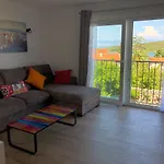 Seaview 아파트