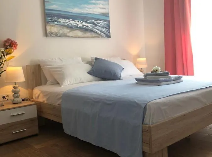 Seaview Apartment