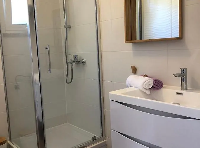 Seaview Apartment